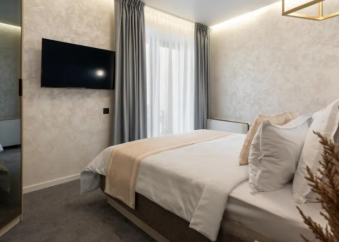 Manu Art Living Signature Victoriei * Bucureşti