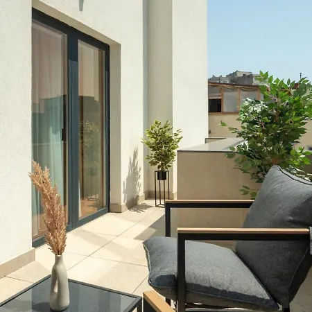 Manu Art Living Signature Victoriei * Boekarest