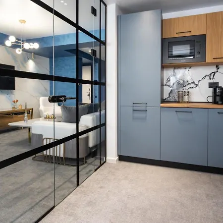Manu Art Living Signature Center Apartmán *