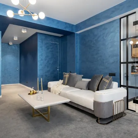 Manu Art Living Signature Center Apartmán *