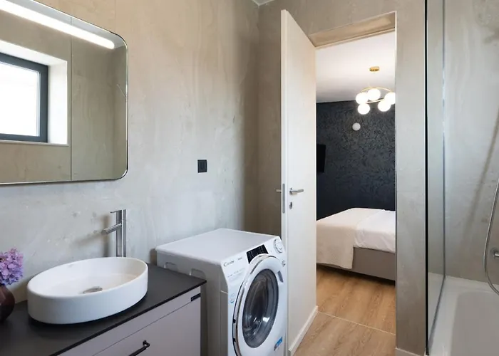 Manu Art Living Signature Victoriei