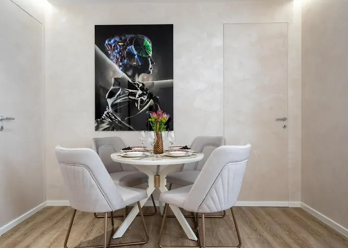 Manu Art Living Signature Victoriei Appartement