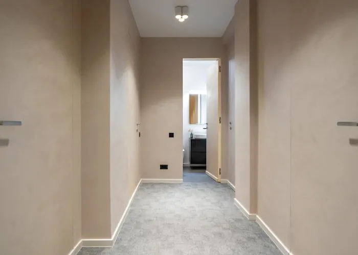 Manu Art Living Signature Victoriei * Boekarest