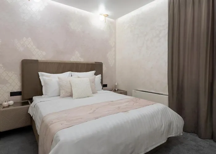 Manu Art Living Signature Victoriei * Boekarest