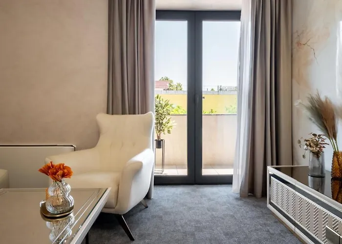 Manu Art Living Signature Victoriei Appartement Boekarest